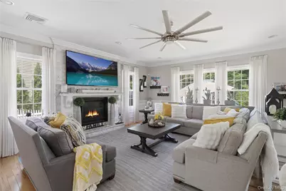 27 Davison Place, Rockville Centre, NY 11570 - Photo 13