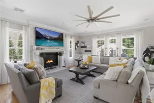 27 Davison Pl, Rockville Centre, NY 11570 - Photo 13