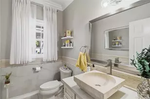 27 Davison Pl, Rockville Centre, NY 11570 - Photo 25
