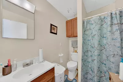 27-28 Williamsburg Drive, Newburgh, NY 12550 - Photo 35