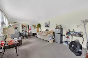 27-28 Williamsburg Dr, Newburgh, NY 12550 - Photo 25