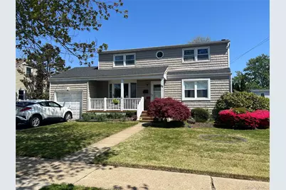 88 Crestwood Boulevard, Farmingdale, NY 11735 - Photo 1