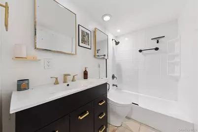 243 E 77th Street #2A, New York, NY 10075 - Photo 7
