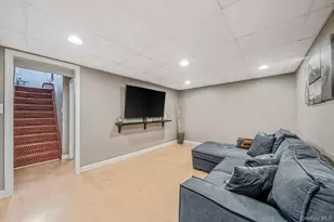 262 W 9th St, Deer Park, NY 11729 - Photo 27