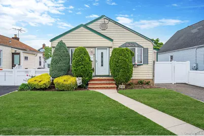 10 Gordon Avenue, Westbury, NY 11590 - Photo 1