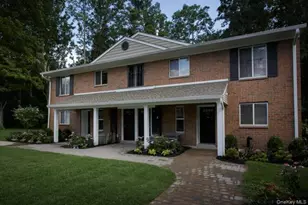 45 Country Club Dr, Coram, NY 11727 - Photo 3