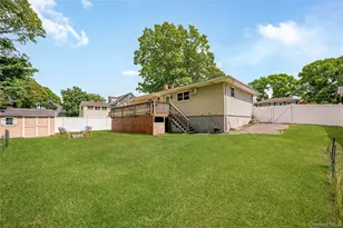 21 Probst Dr, Shirley, NY 11967 - Photo 17