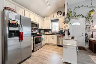 228 Hampton Ave, Mastic, NY 11950 - Photo 5