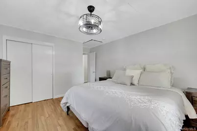 103 Kingsley Drive, Yonkers, NY 10710 - Photo 11