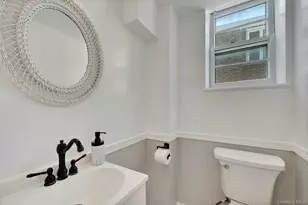 103 Kingsley Dr, Yonkers, NY 10710 - Photo 9