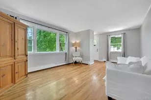 103 Kingsley Dr, Yonkers, NY 10710 - Photo 17