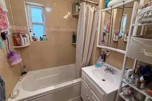 934 Balcom Ave, Bronx, NY 10465 - Photo 13