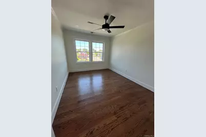 158 Lee Avenue, Hicksville, NY 11801 - Photo 17