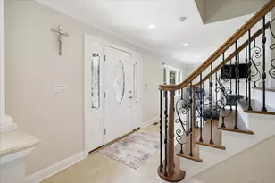 19 Gruber Dr, Glen Cove, NY 11542 - Photo 3