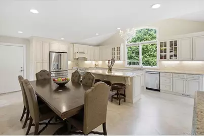 19 Gruber Drive, Glen Cove, NY 11542 - Photo 7