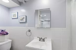 32 Elderberry Ln E, Valley Stream, NY 11581 - Photo 27