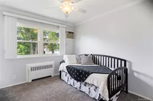32 Elderberry Ln E, Valley Stream, NY 11581 - Photo 19