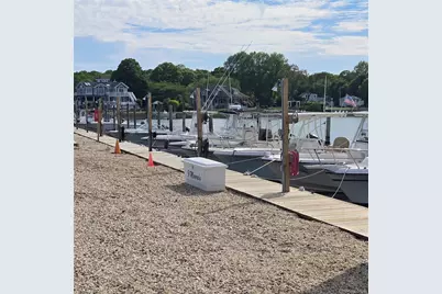 46 Hewitt Boulevard, Center Moriches, NY 11934 - Photo 37