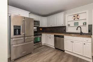 5 Hyler Dr, Hampton Bays, NY 11946 - Photo 7