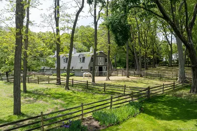 550 Chicken Valley Road, Locust Valley, NY 11560 - Photo 13