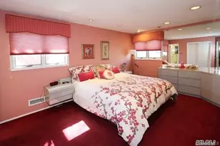 46 Marian Ln, Jericho, NY 11753 - Photo 13