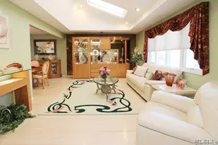 46 Marian Ln, Jericho, NY 11753 - Photo 3