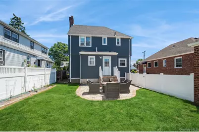 24 Commonwealth Street, Franklin Square, NY 11010 - Photo 27