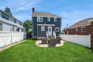 24 Commonwealth St, Franklin Square, NY 11010 - Photo 27