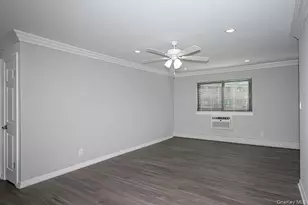 405 East Main St, Bay Shore, NY 11706 - Photo 5