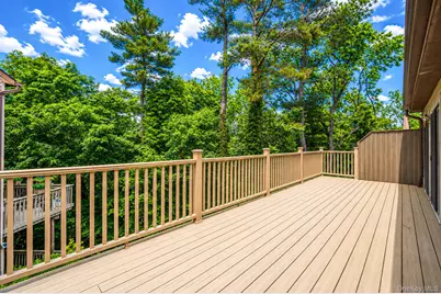 19 The Circle #19, Glen Head, NY 11545 - Photo 9
