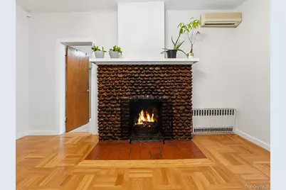 25 Fowler Avenue, Yonkers, NY 10701 - Photo 5