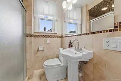25 Fowler Avenue, Yonkers, NY 10701 - Photo 13
