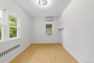 25 Fowler Ave, Yonkers, NY 10701 - Photo 9