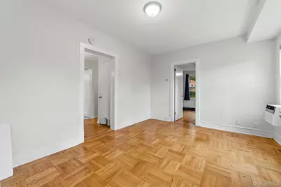 25 Fowler Avenue, Yonkers, NY 10701 - Photo 15