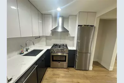 2705 41st Avenue #3G, Long Island City, NY 11101 - Photo 5