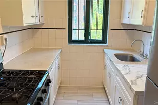 1560 Unionport Rd, Bronx, NY 10462 - Photo 13
