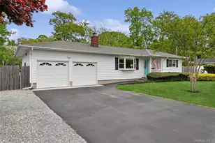 89 Woodlawn Ave, East Moriches, NY 11940 - Photo 27