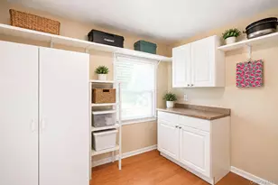 37 Coe Pl, Huntington Station, NY 11746 - Photo 23