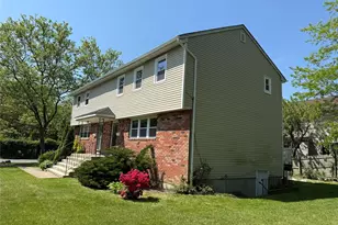8587 Washington St, East Islip, NY 11730 - Photo 3