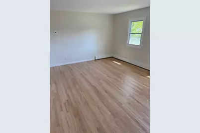 85-87 Washington Street, East Islip, NY 11730 - Photo 15