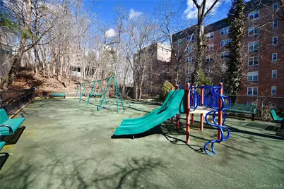 1 Sadore Lane #1N, Yonkers, NY 10710 - Photo 17