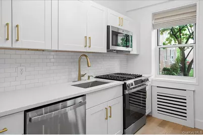 1 Sadore Lane #1N, Yonkers, NY 10710 - Photo 9