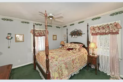 277 Vernon Valley Road, Northport, NY 11768 - Photo 23