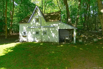 277 Vernon Valley Road, Northport, NY 11768 - Photo 31
