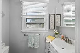 83 Whitman Rd, Yonkers, NY 10710 - Photo 13