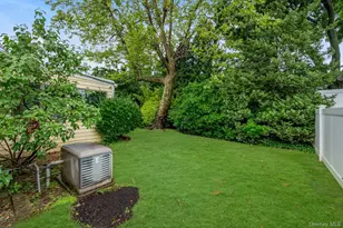 46 Patton Blvd, New Hyde Park, NY 11040 - Photo 17