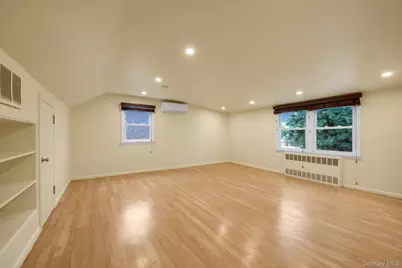 46 Patton Boulevard, New Hyde Park, NY 11040 - Photo 11