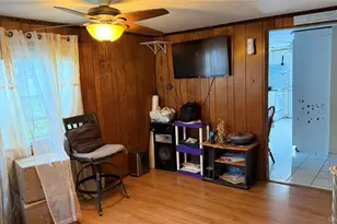 18 Pennsylvania Ave, Brentwood, NY 11717 - Photo 3