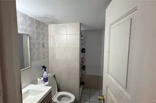 18 Pennsylvania Ave, Brentwood, NY 11717 - Photo 13