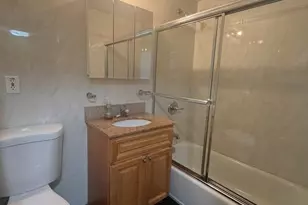 87-12 175th St, Jamaica, NY 11432 - Photo 7